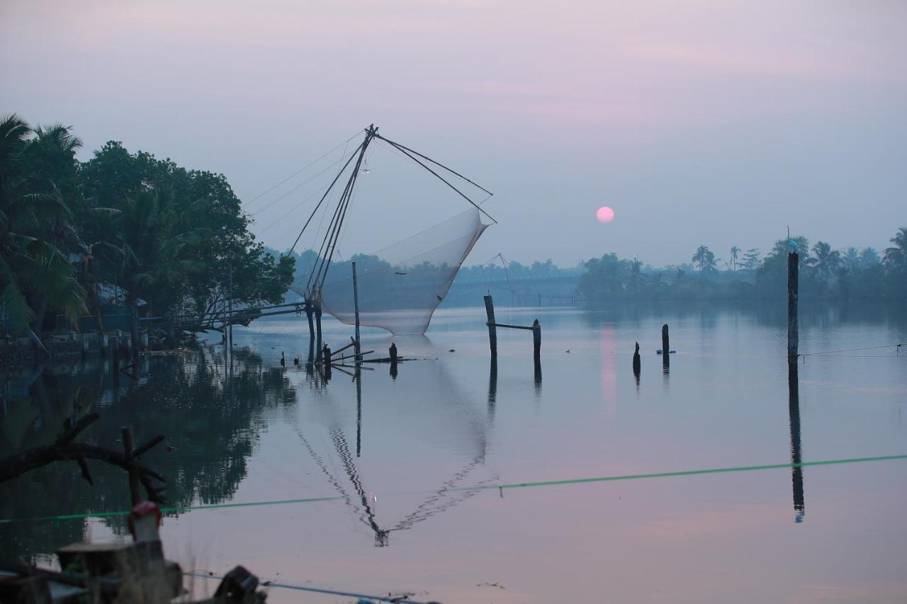 Nihara Resort And Spa Cochin Kochi Luaran gambar