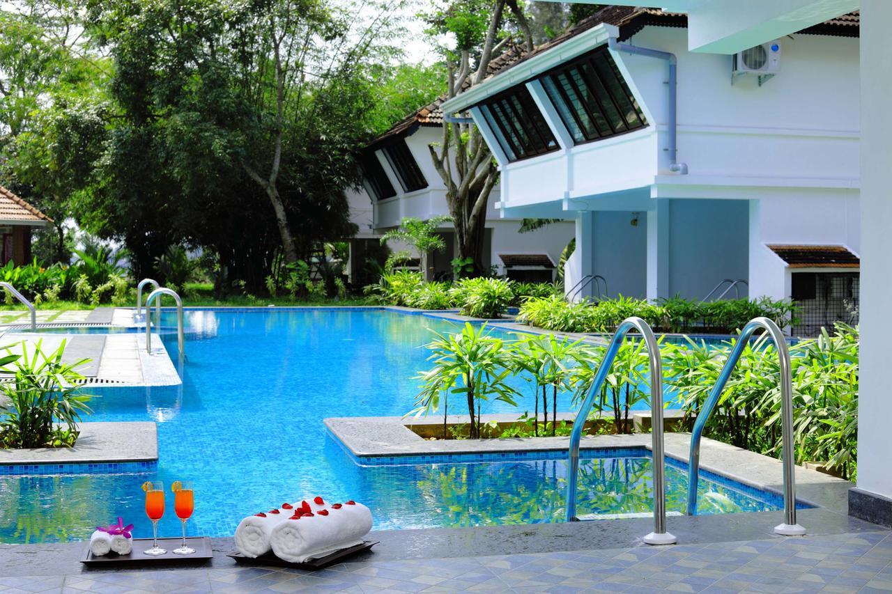 Nihara Resort And Spa Cochin Kochi Luaran gambar