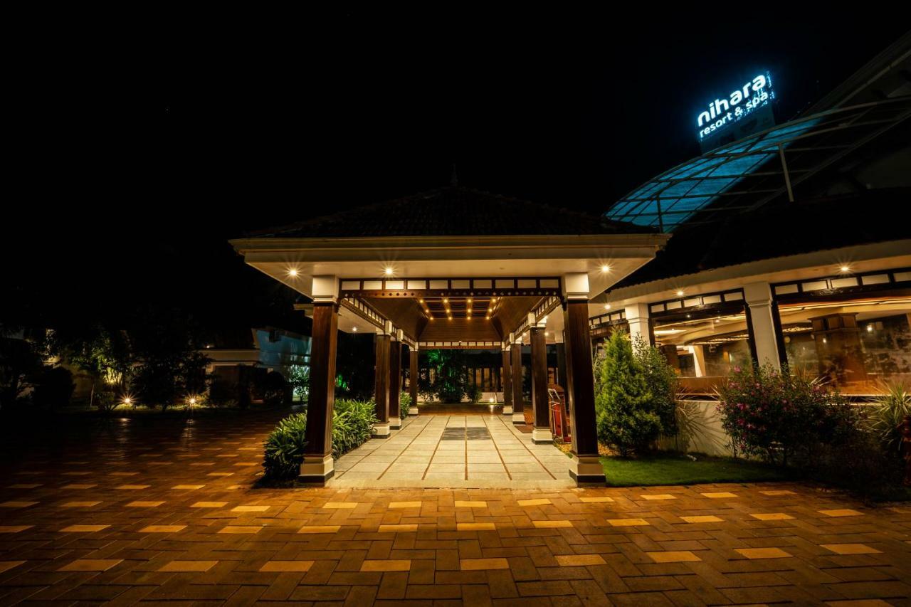 Nihara Resort And Spa Cochin Kochi Luaran gambar