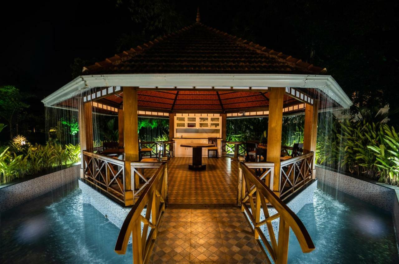 Nihara Resort And Spa Cochin Kochi Luaran gambar